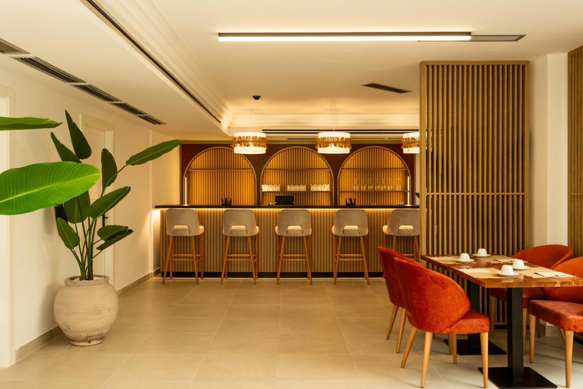 Hotel El Tujjar ลอสบาร์รีออส ภายนอก รูปภาพ